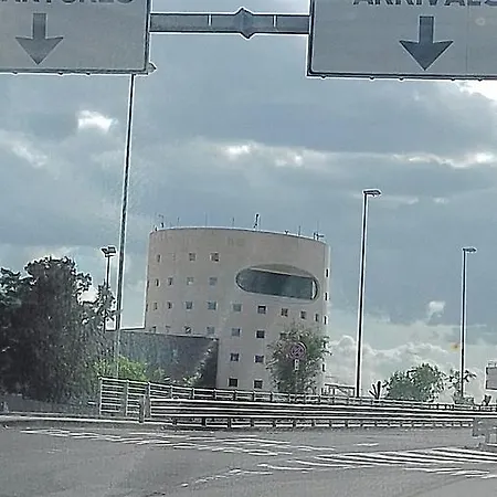 Bed And Fly Aeroporto Reception H24 Catania